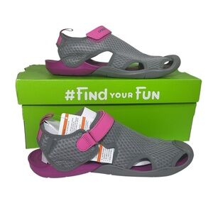 Crocs Swiftwater Mesh Sandal Women’s Size 10 Smoke Gray Pink Strap Comfort Rare!